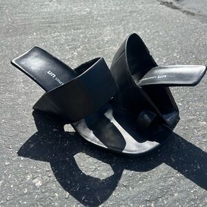 United Nude Loop Hi Black Sandals